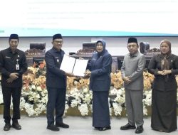 DPRD Barito Utara Sampaikan Pendapat Akhir Raperda Pertanggungjawaban APBD 2024